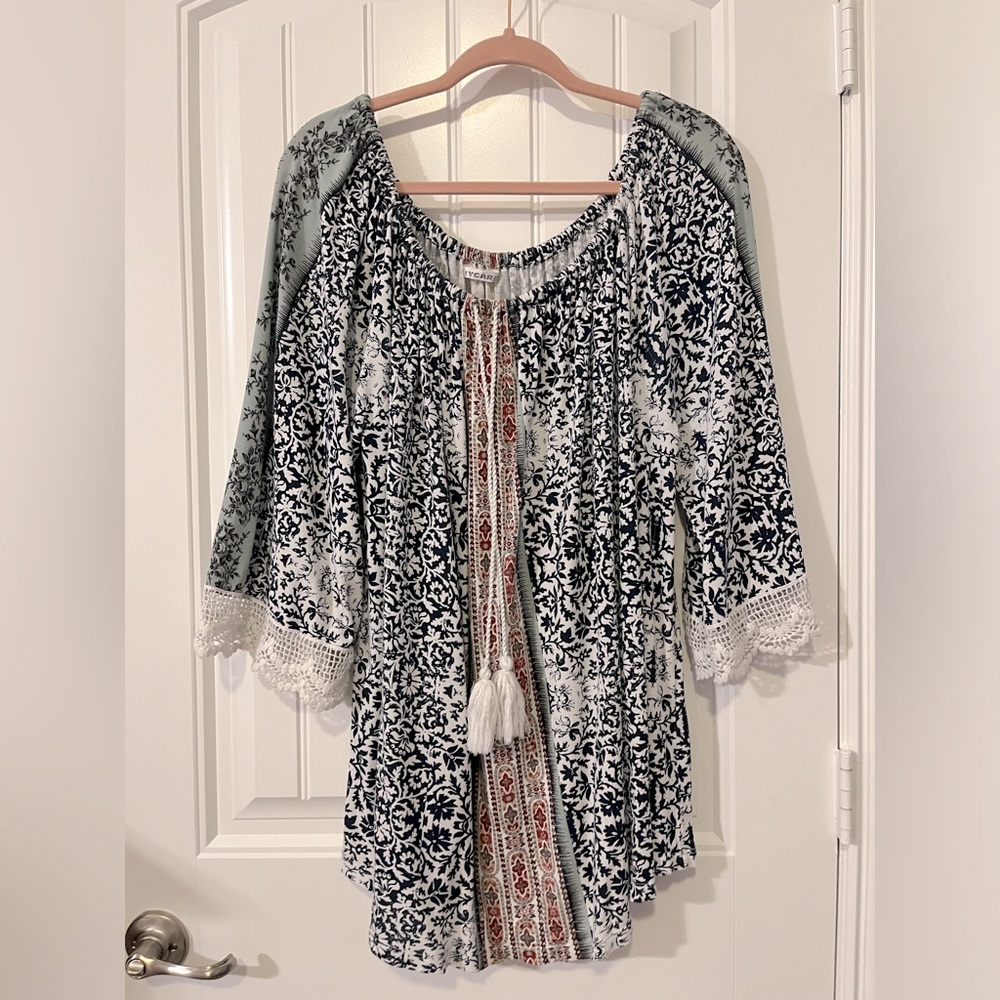 Nygard Collection Long Flowing Over Shoulder Dark Blue Blouse Lace Trim 2x